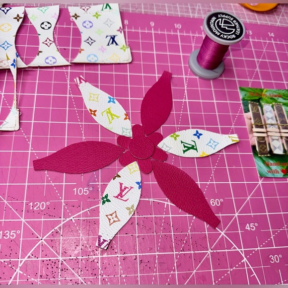 💝 Murakami Hot Air Balloon 🎈 bag charm handmade from Authentic Louis Vuitton - Picture 11 of 12